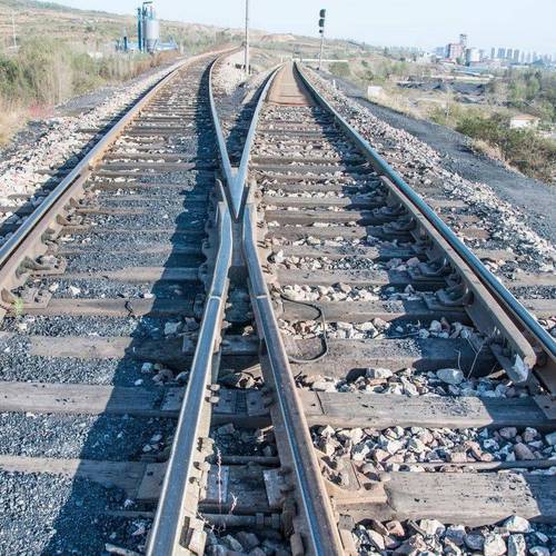 太阳地球月亮运行的轨道是怎样的? 太阳地球月亮运行的轨道是怎样的?