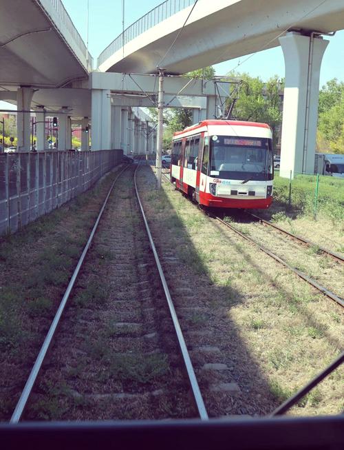 轨道工程施工作业的安全注意事项?